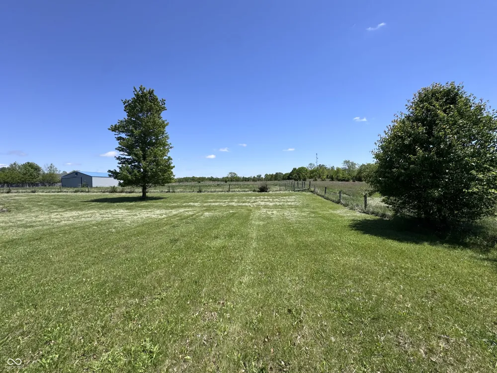 813 S 400 W Bargersville, IN 46106