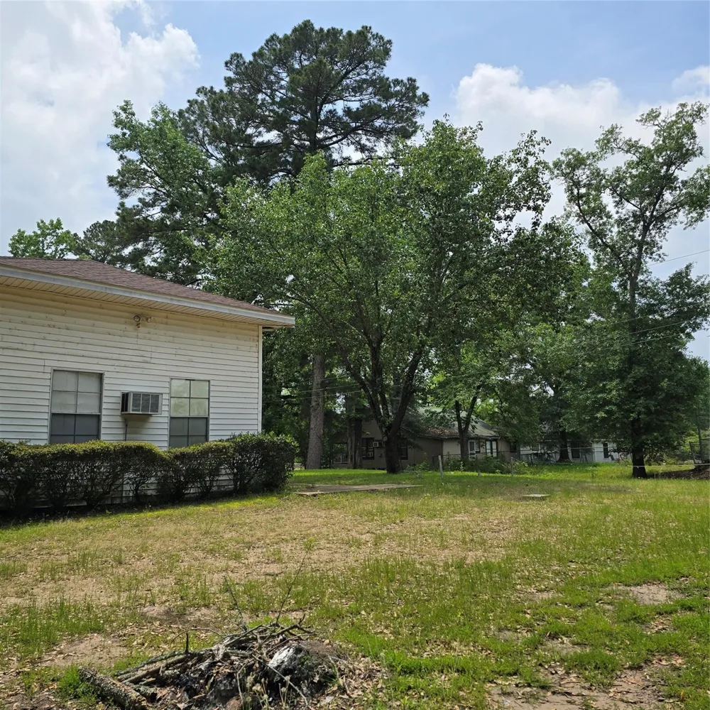 142 Rowe Ln Moscow, TX 75960