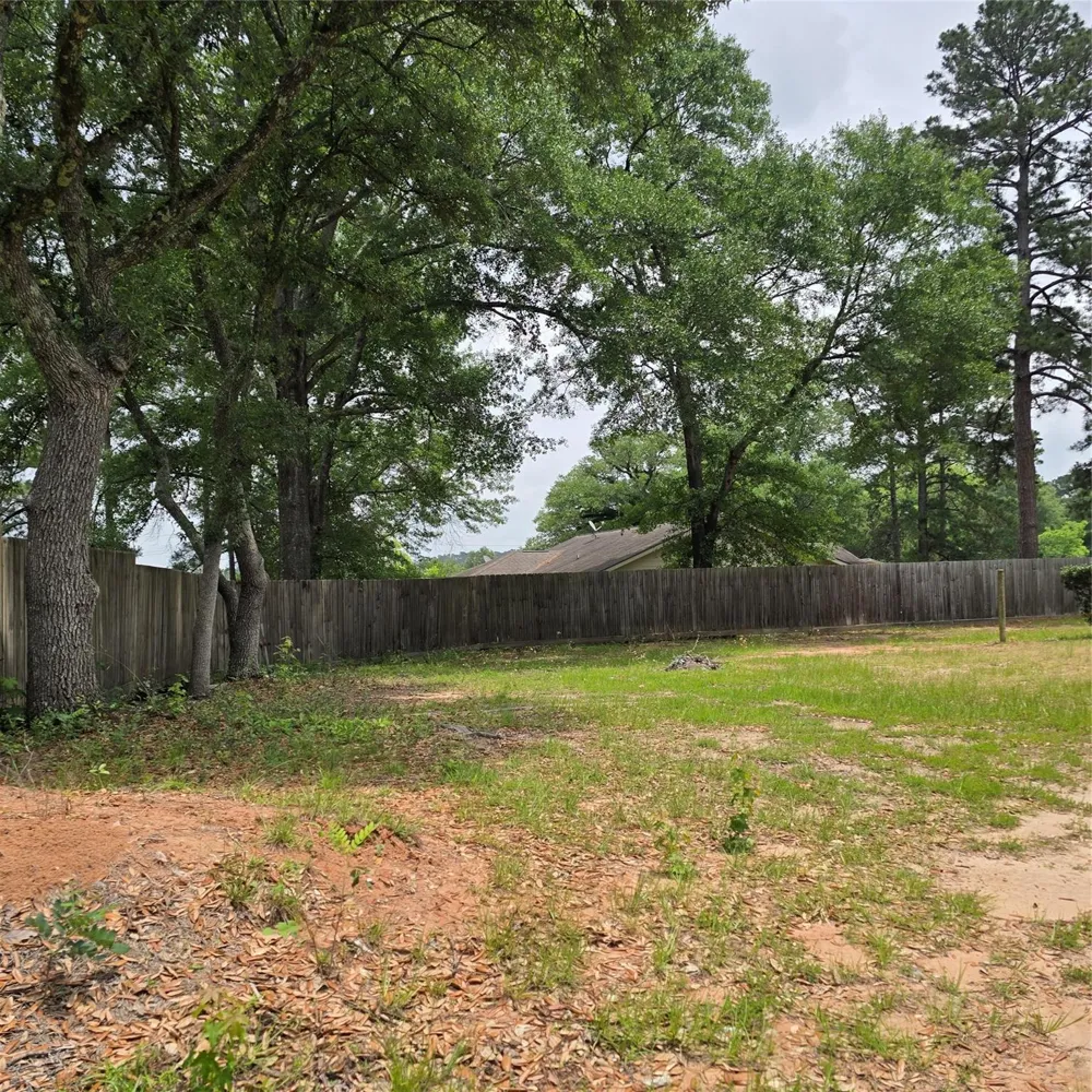 142 Rowe Ln Moscow, TX 75960