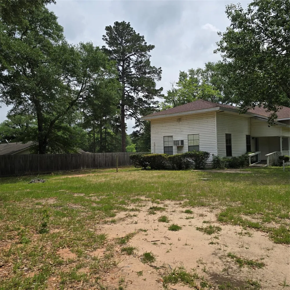 142 Rowe Ln Moscow, TX 75960
