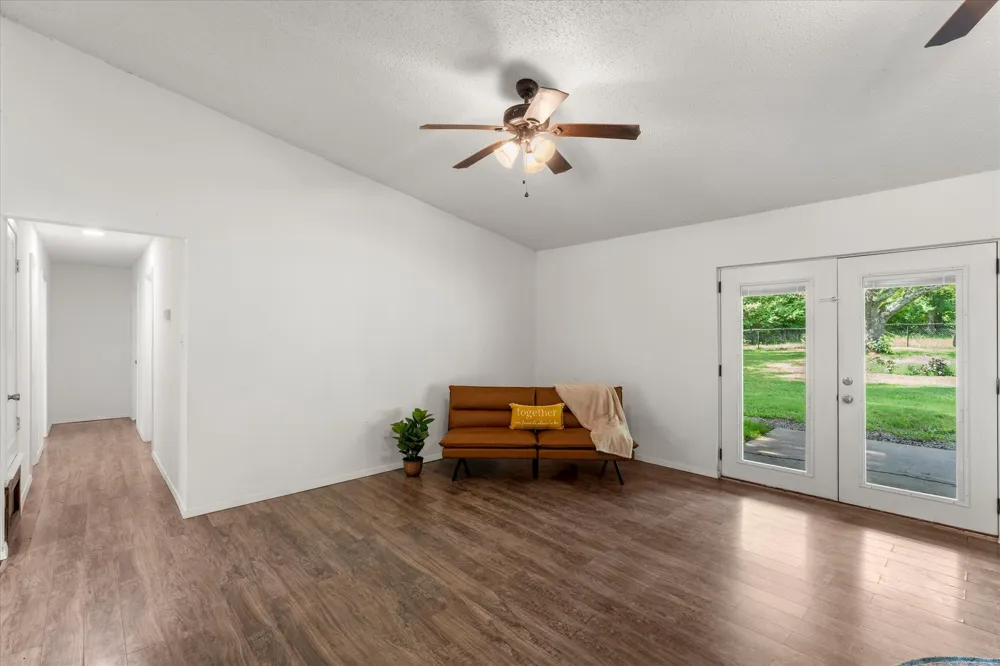 524 Park Lane Mount Vernon, TX 75457