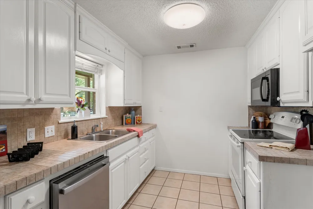 524 Park Lane Mount Vernon, TX 75457