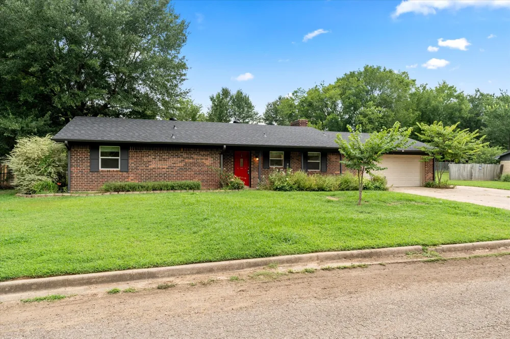 524 Park Lane Mount Vernon, TX 75457