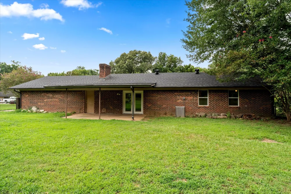 524 Park Lane Mount Vernon, TX 75457