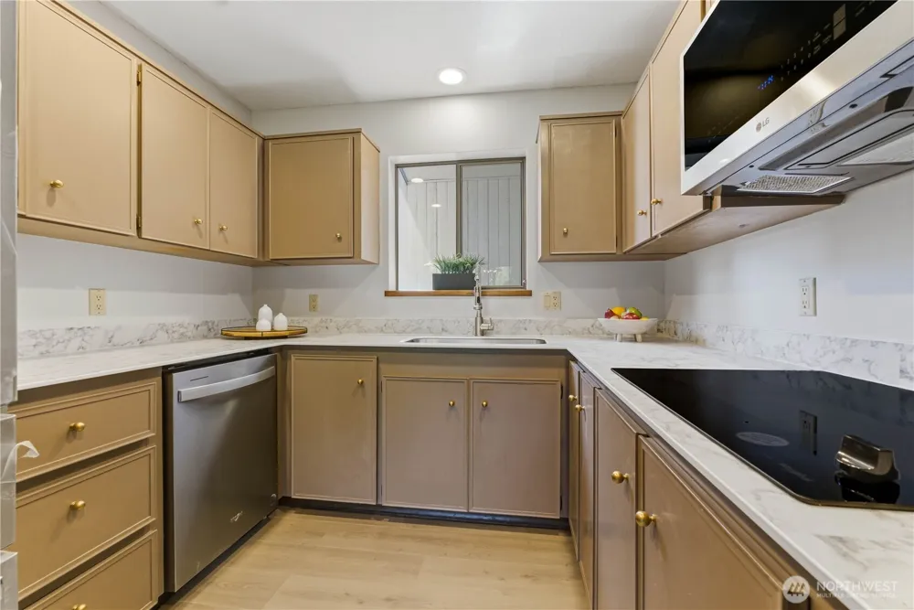 225 19th Street NE #20 East Wenatchee, WA 98802