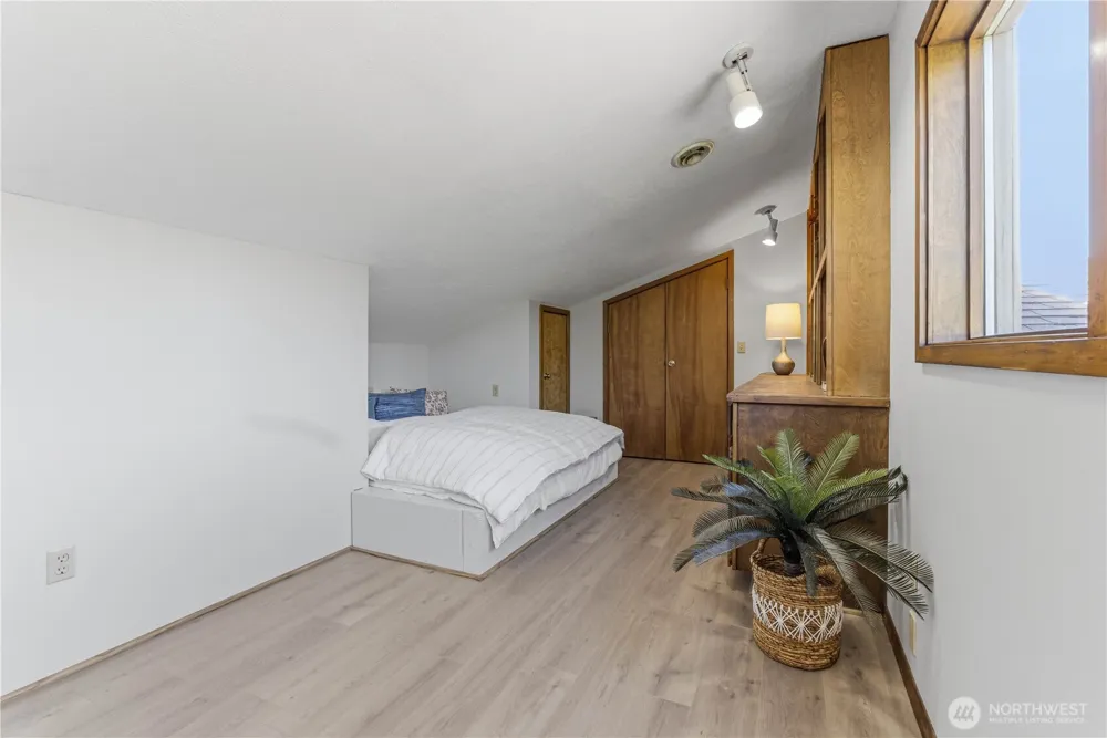 225 19th Street NE #20 East Wenatchee, WA 98802