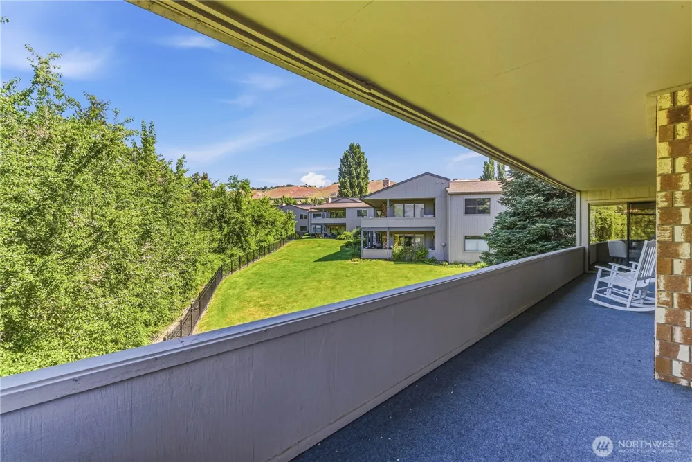 225 19th Street NE #20 East Wenatchee, WA 98802