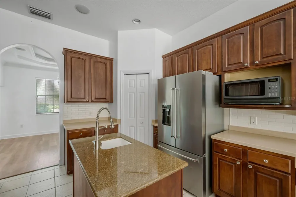 1507 W WINDHORST ROAD Brandon, FL 33510
