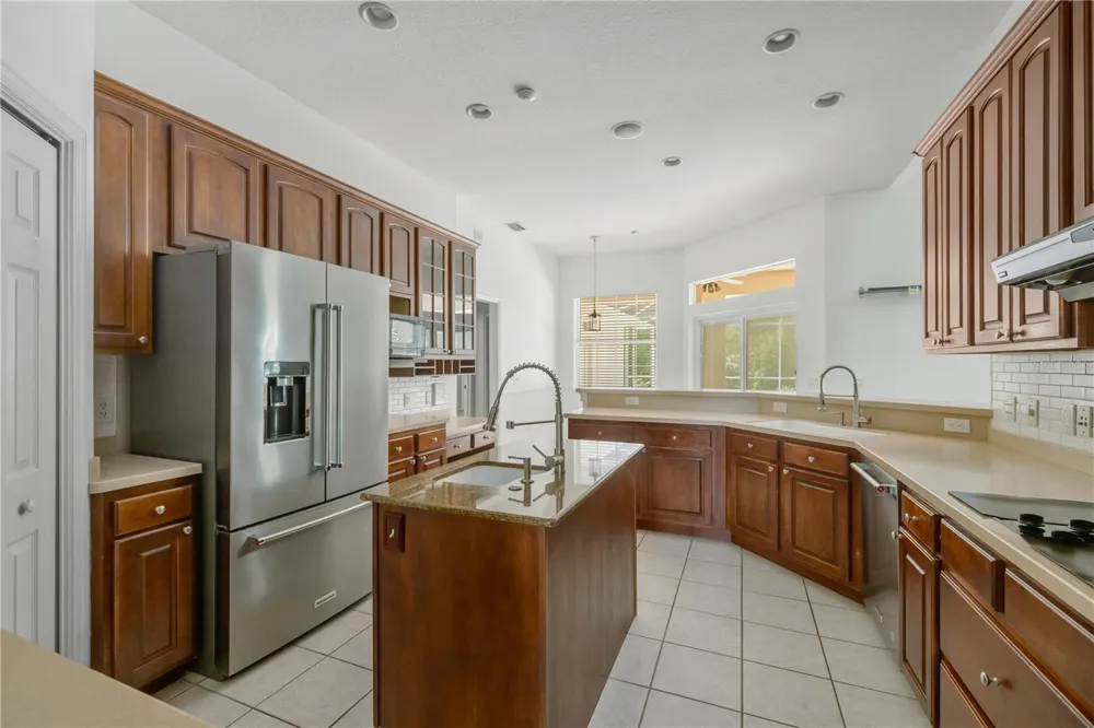 1507 W WINDHORST ROAD Brandon, FL 33510