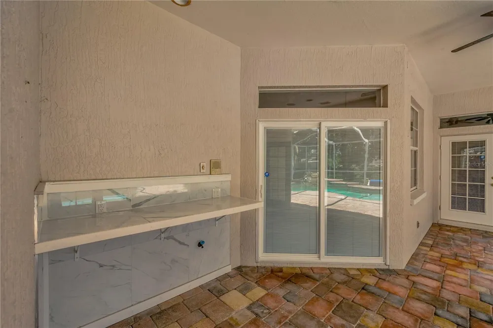 1507 W WINDHORST ROAD Brandon, FL 33510