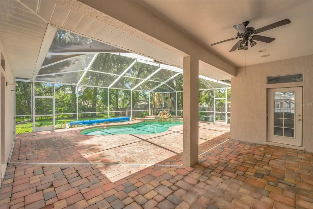 1507 W WINDHORST ROAD Brandon, FL 33510