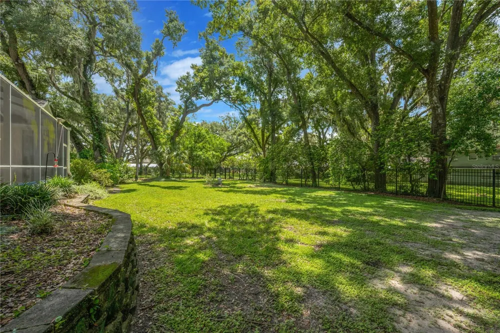 1507 W WINDHORST ROAD Brandon, FL 33510