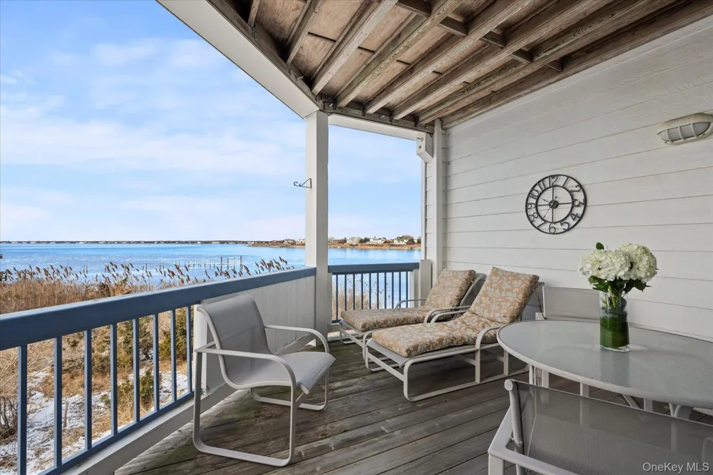 260 Dune Road #89 Westhampton Beach, NY 11978