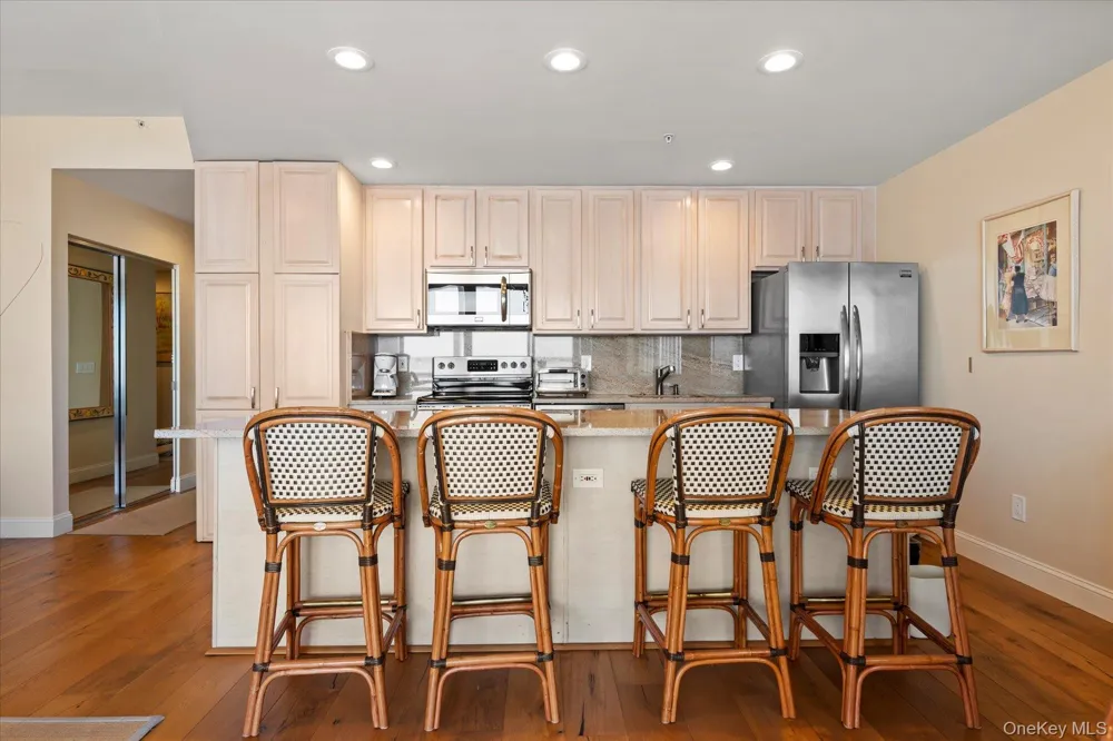 260 Dune Road #89 Westhampton Beach, NY 11978