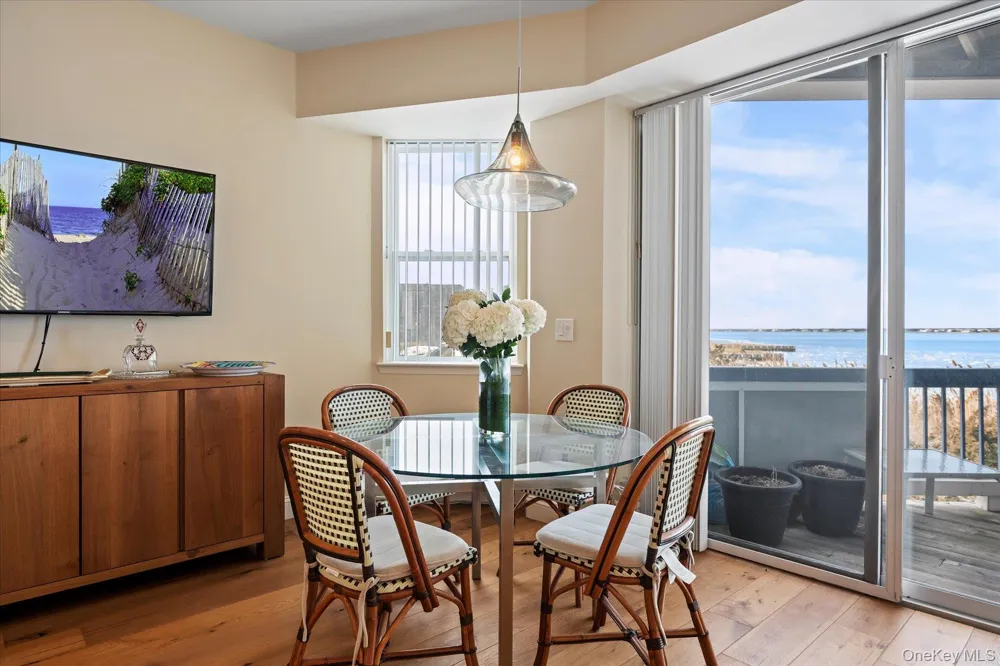 260 Dune Road #89 Westhampton Beach, NY 11978