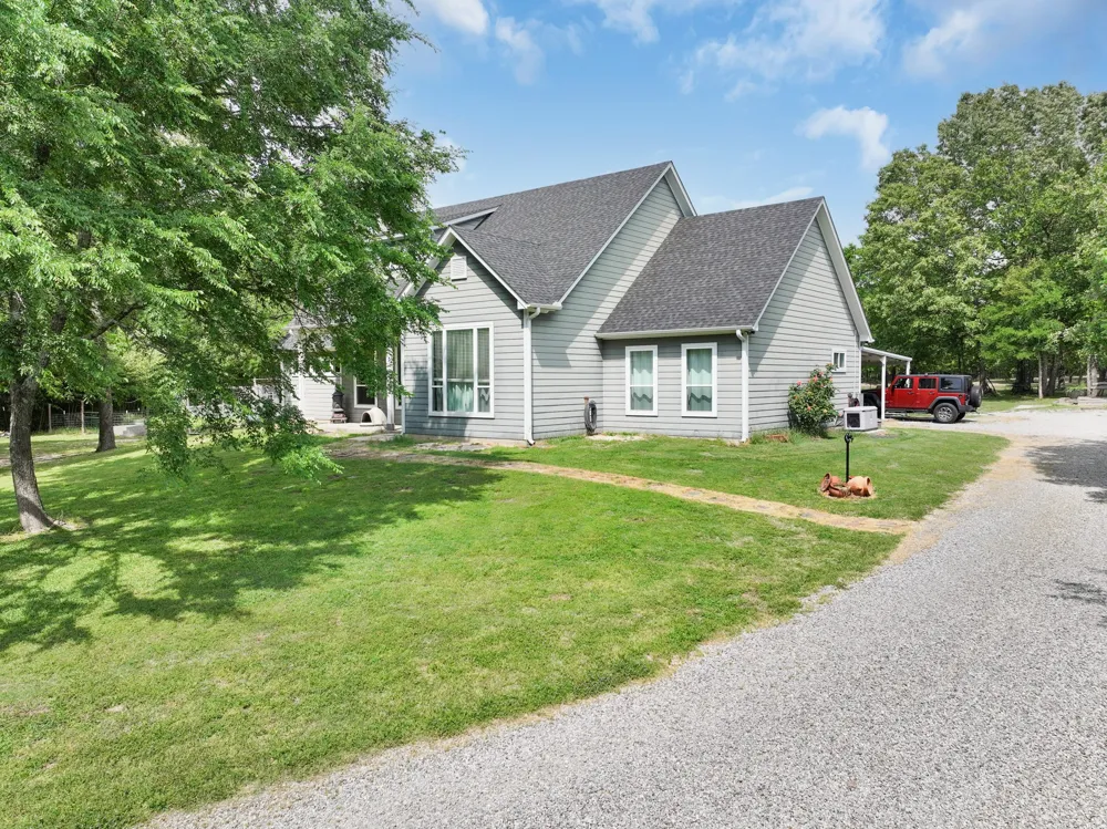 2640 County Road 1030 NW Mount Vernon, TX 75457