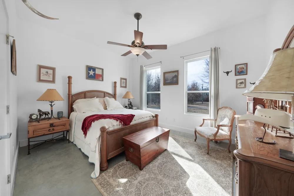 2640 County Road 1030 NW Mount Vernon, TX 75457