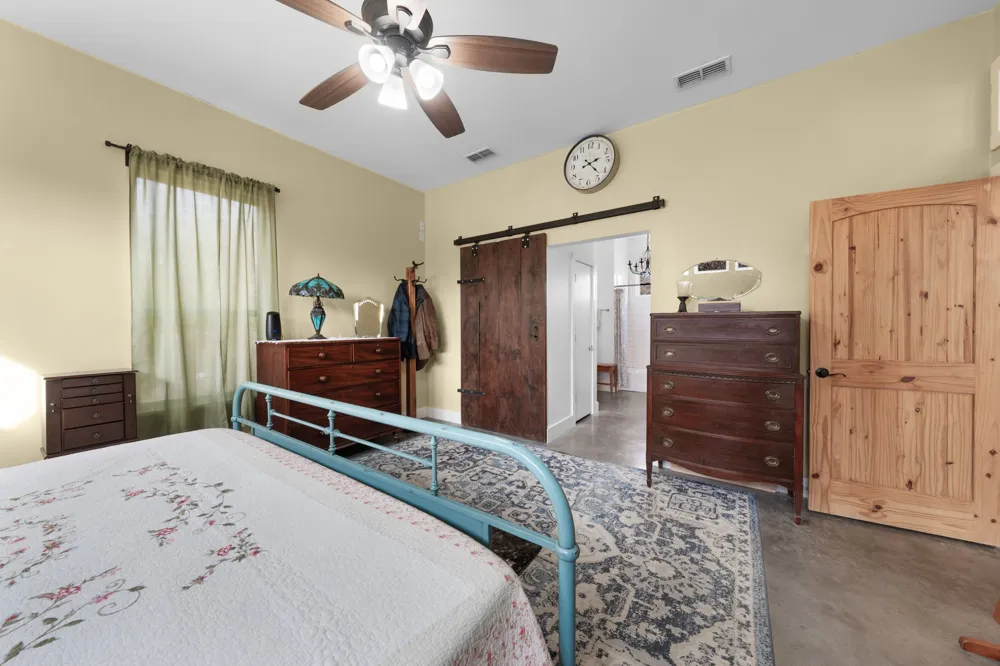 2640 County Road 1030 NW Mount Vernon, TX 75457