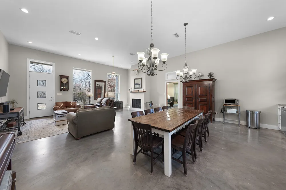 2640 County Road 1030 NW Mount Vernon, TX 75457
