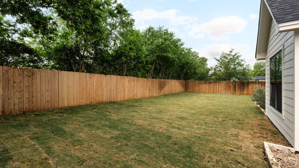 402 E Ash Drive Johnson City, TX 78636