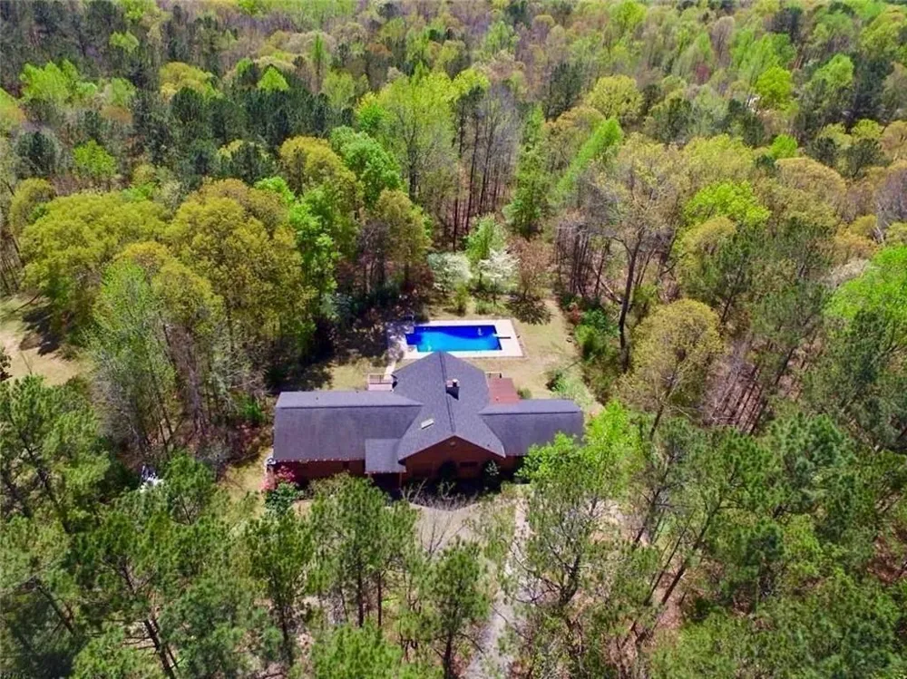 8137 Jenkins Road Winston, GA 30187