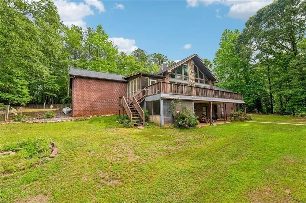 8137 Jenkins Road Winston, GA 30187
