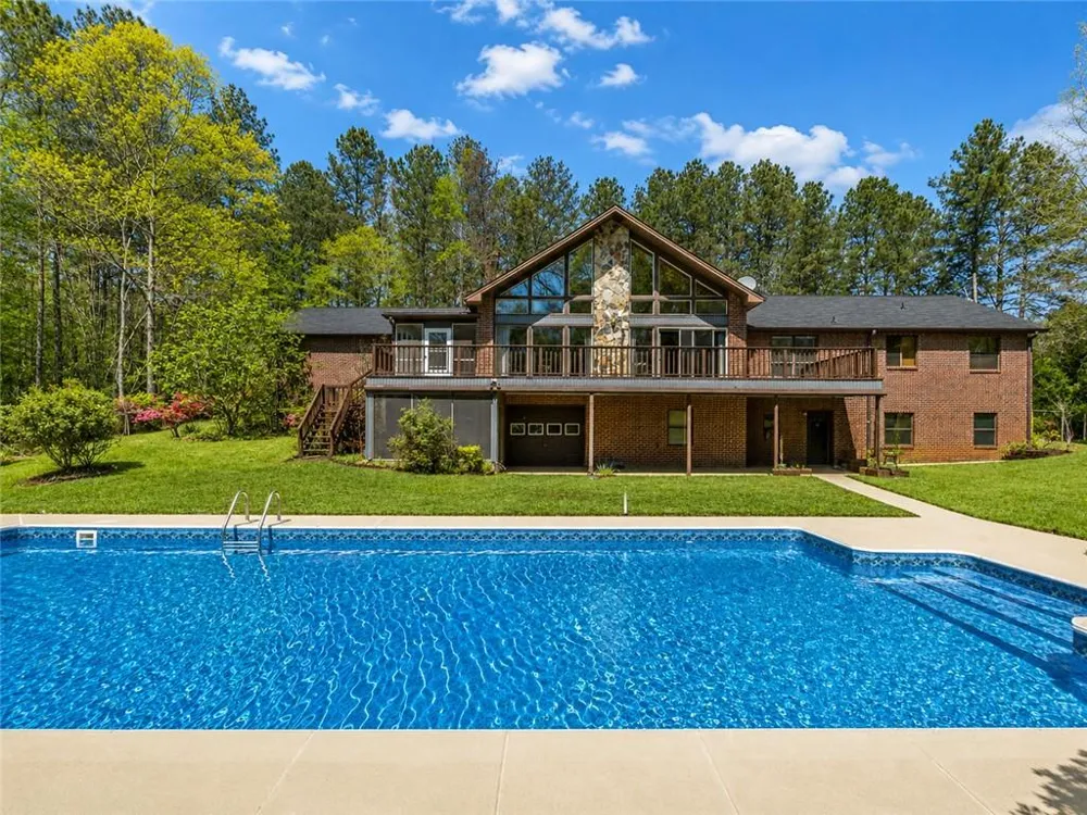 8137 Jenkins Road Winston, GA 30187