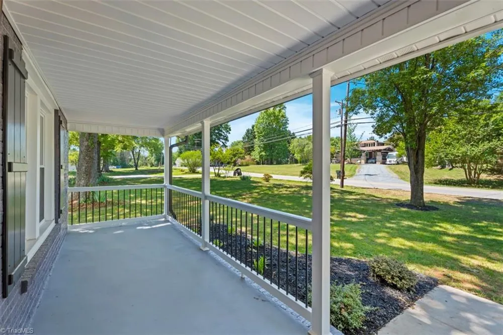 632 Stokesburg Road Walnut Cove, NC 27052