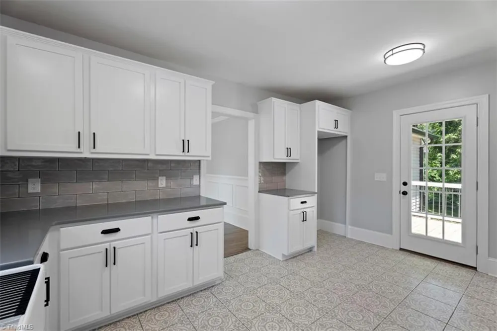 632 Stokesburg Road Walnut Cove, NC 27052