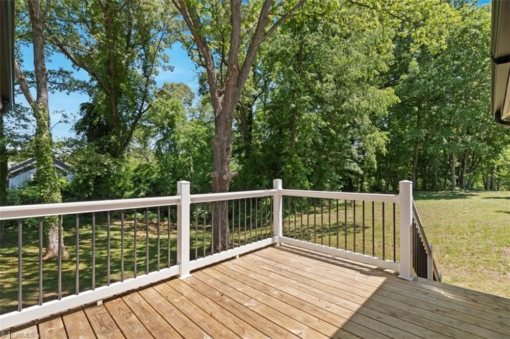 632 Stokesburg Road Walnut Cove, NC 27052