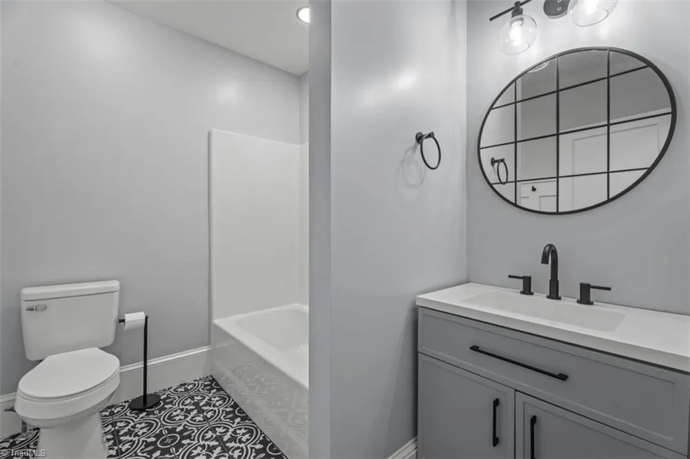 632 Stokesburg Road Walnut Cove, NC 27052