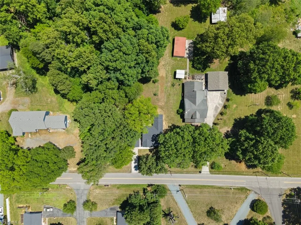 632 Stokesburg Road Walnut Cove, NC 27052