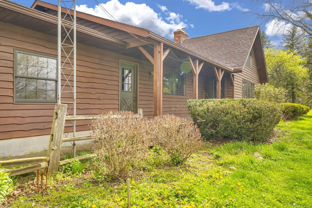 5800 Deckerville Road Forester Township, MI 48427