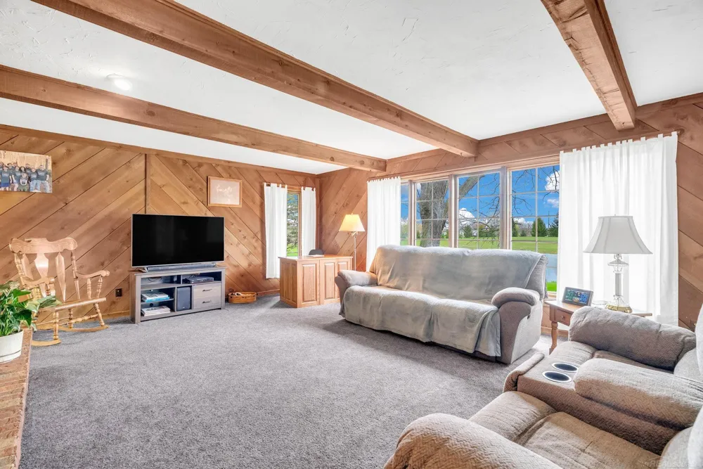 5800 Deckerville Road Forester Township, MI 48427