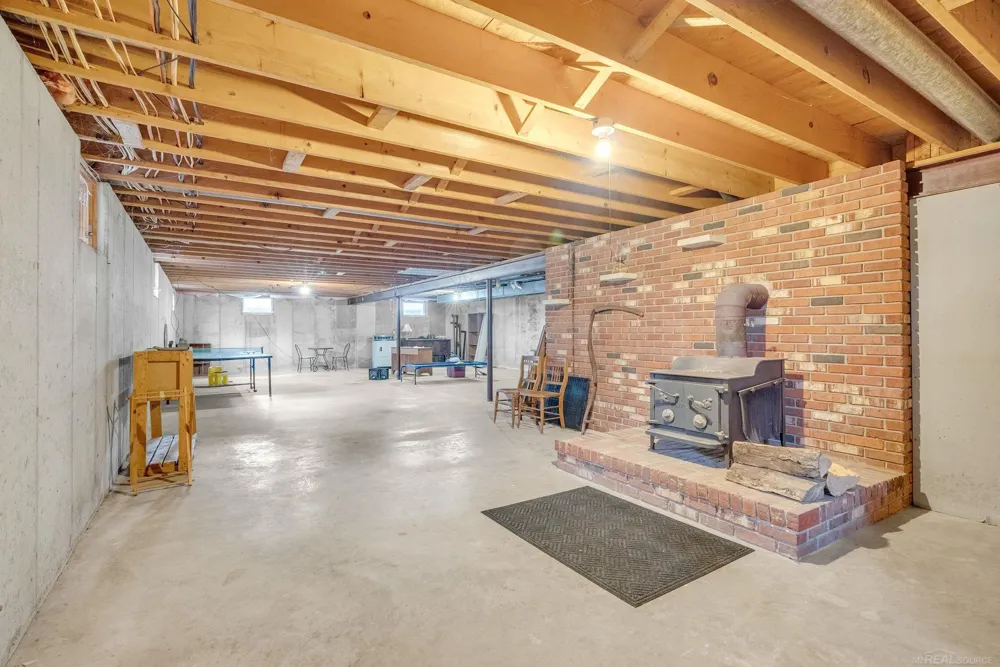 5800 Deckerville Road Forester Township, MI 48427