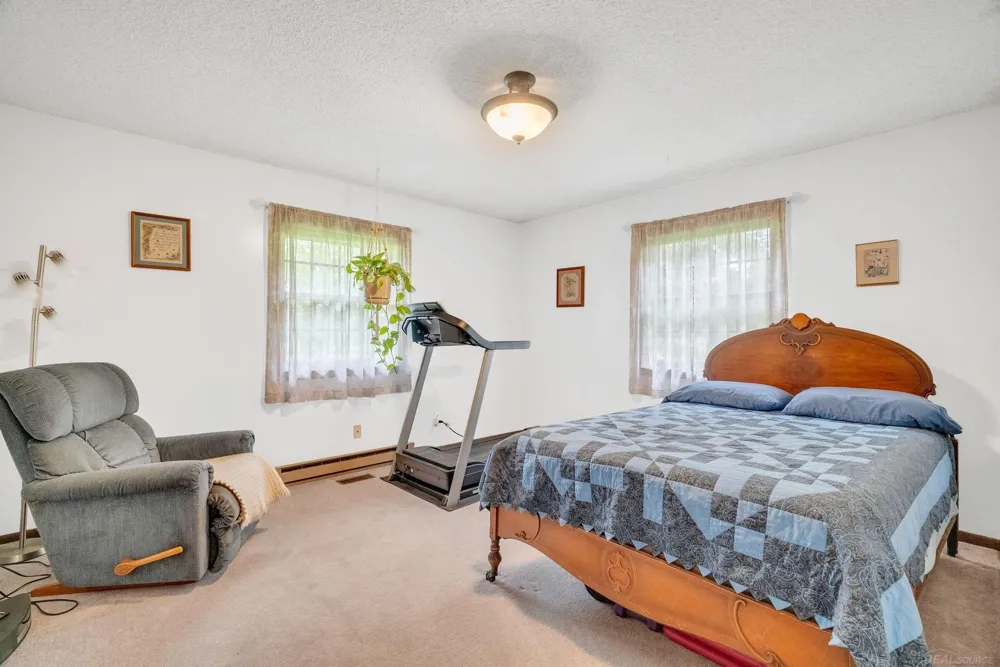 5800 Deckerville Road Forester Township, MI 48427