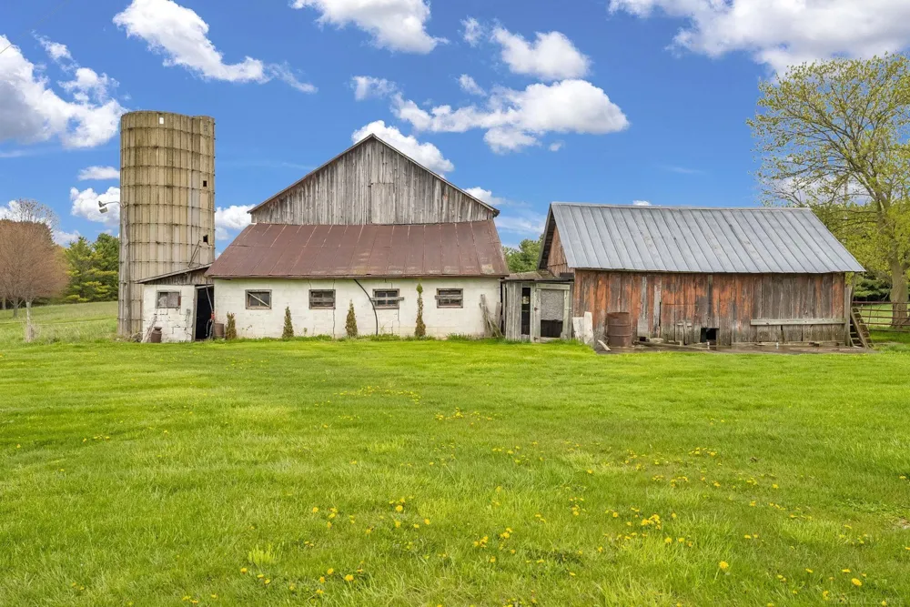 5800 Deckerville Road Forester Township, MI 48427