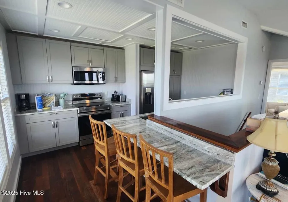 112 Oneal Drive Ocracoke, NC 27960