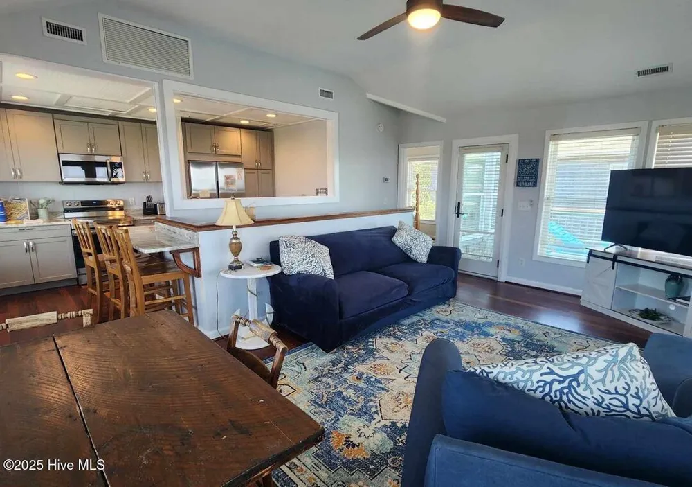 112 Oneal Drive Ocracoke, NC 27960