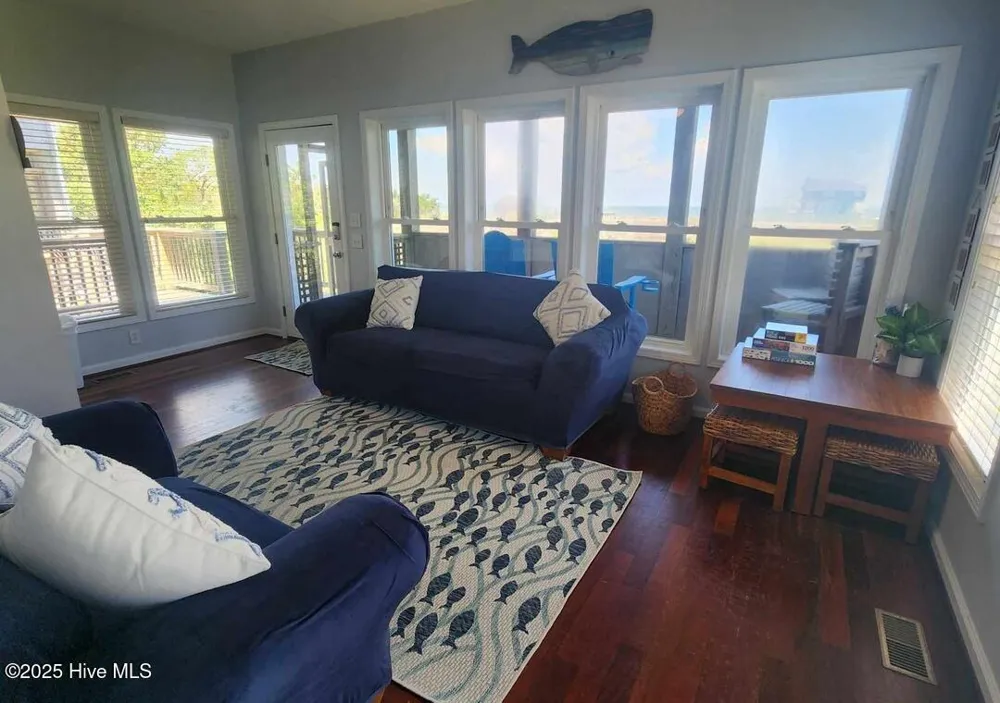 112 Oneal Drive Ocracoke, NC 27960