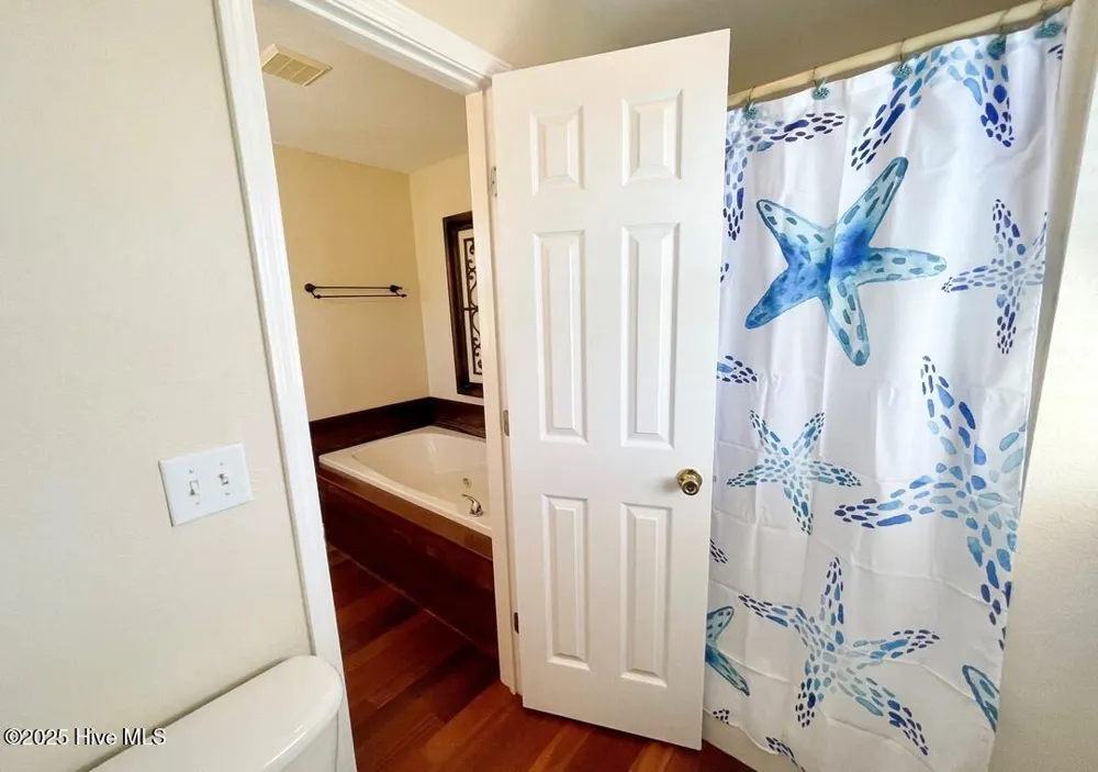 112 Oneal Drive Ocracoke, NC 27960