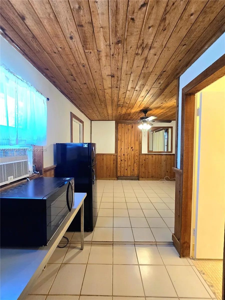27660 SW 162nd Ave #side Homestead, FL 33031