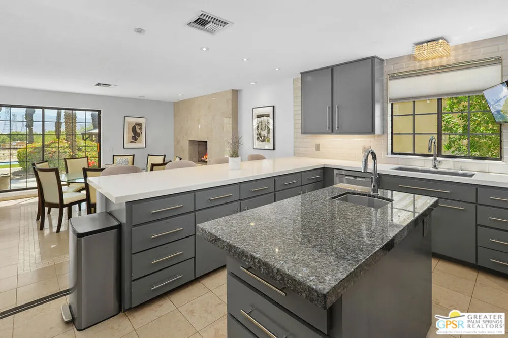 29249 Moon Shadow Drive Thousand Palms, CA 92276
