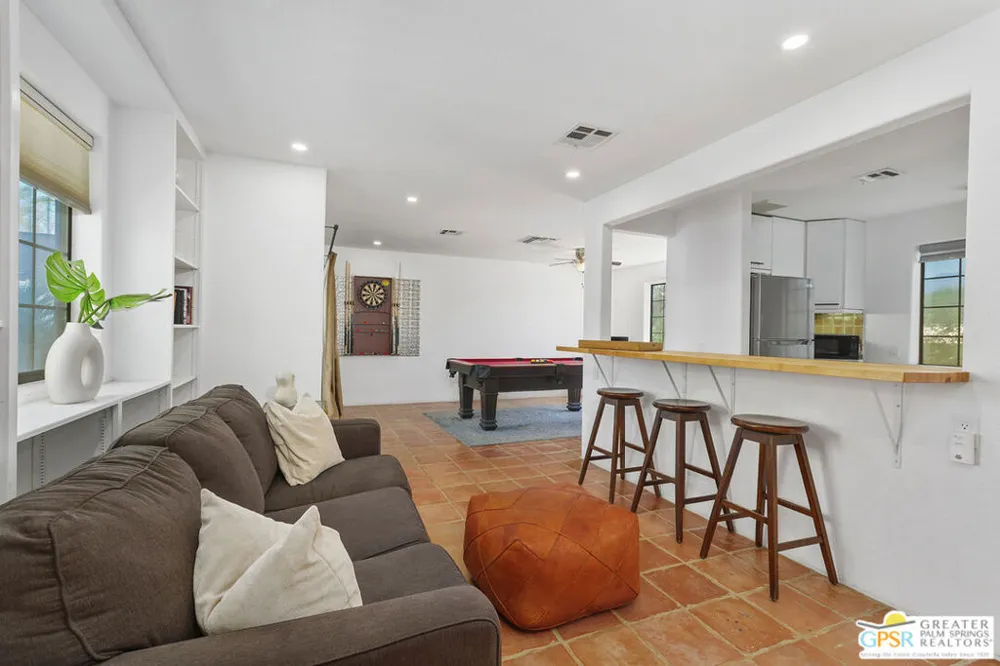 29249 Moon Shadow Drive Thousand Palms, CA 92276