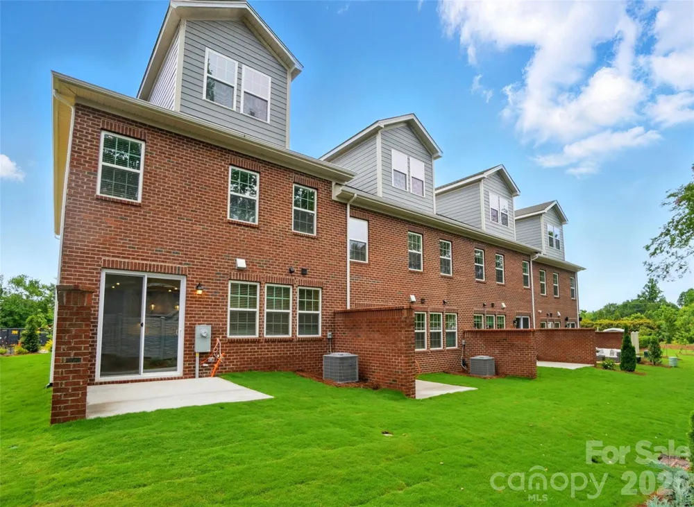 12019 Lavinia Lane Charlotte, NC 28277