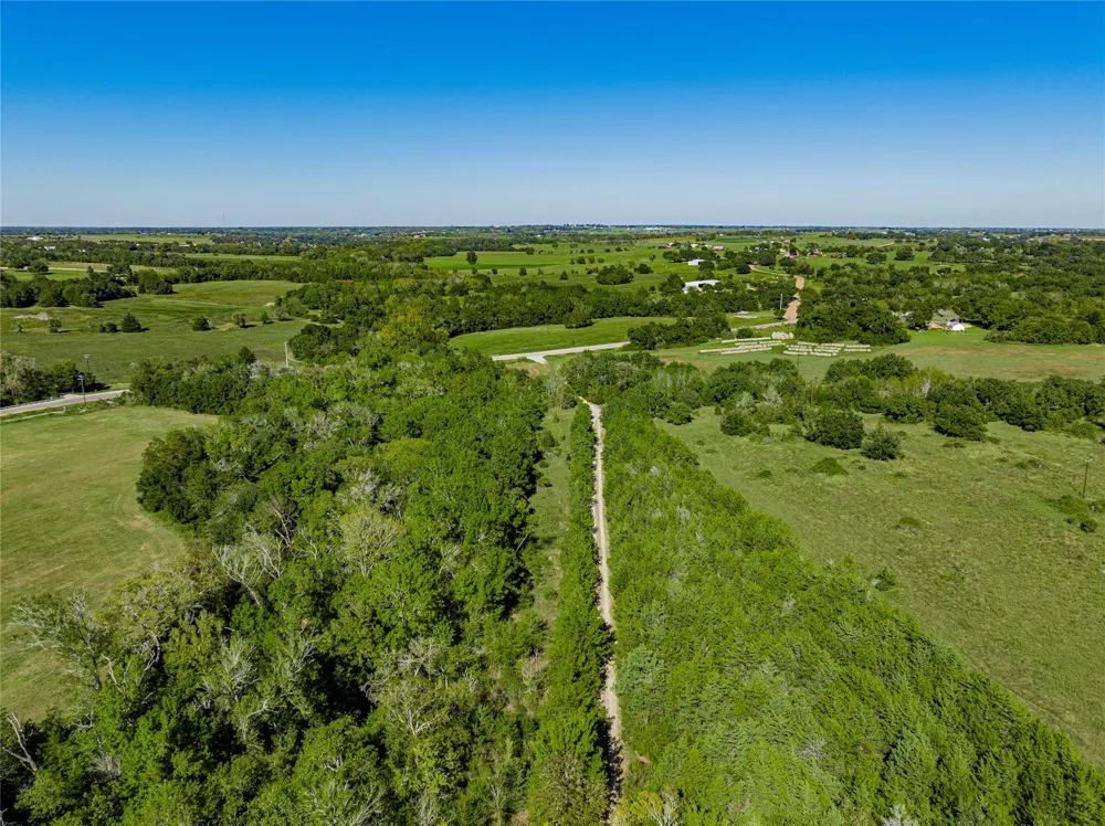1489 Fm 1457 Round Top, TX 78954