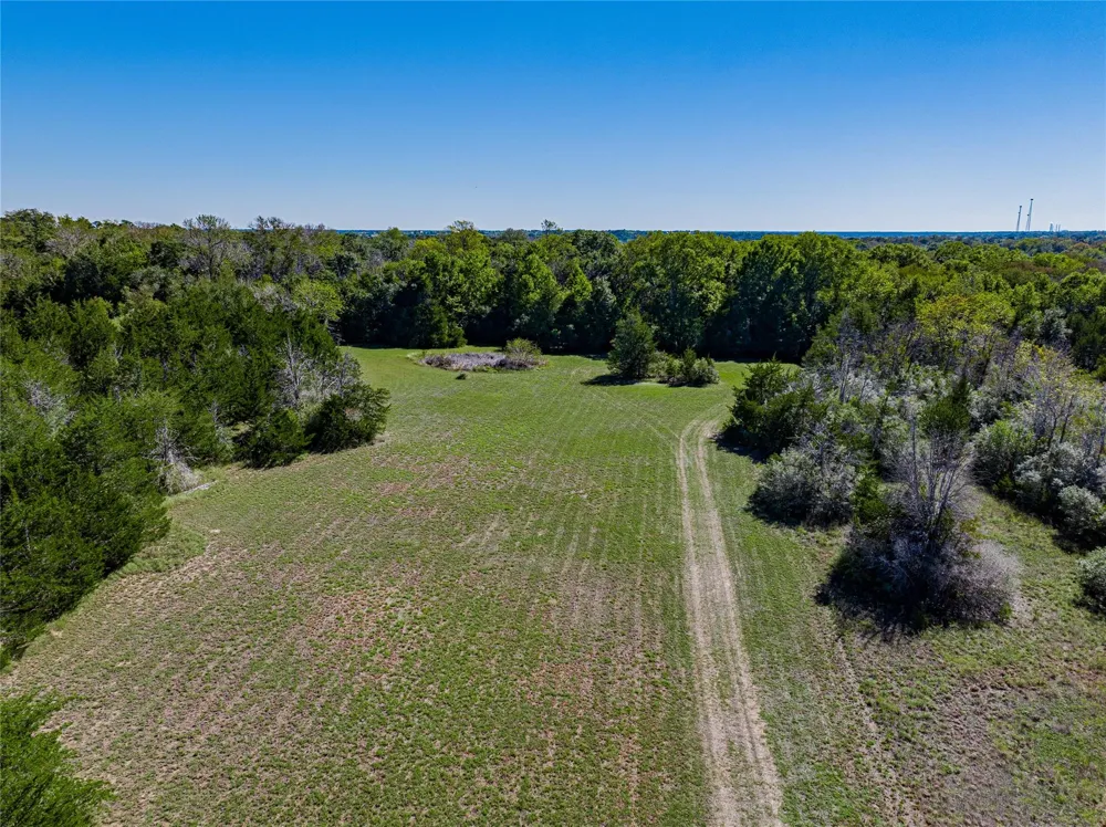 1489 Fm 1457 Round Top, TX 78954