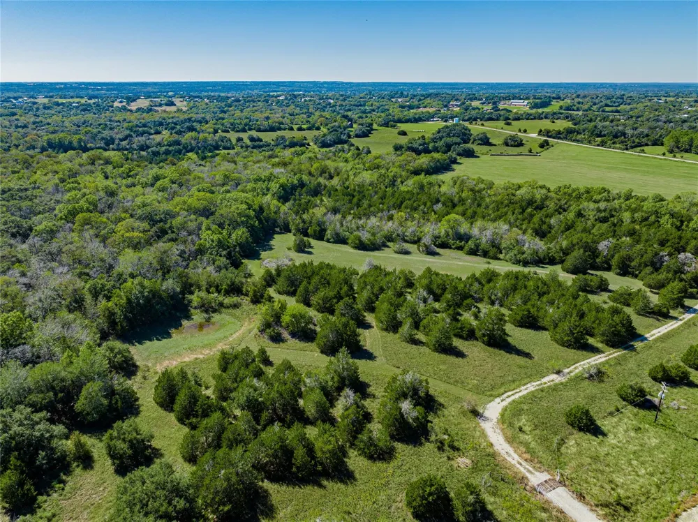 1489 Fm 1457 Round Top, TX 78954