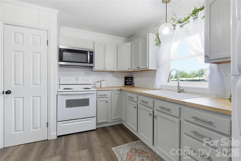 574 Old Mooresboro Road Mooresboro, NC 28114