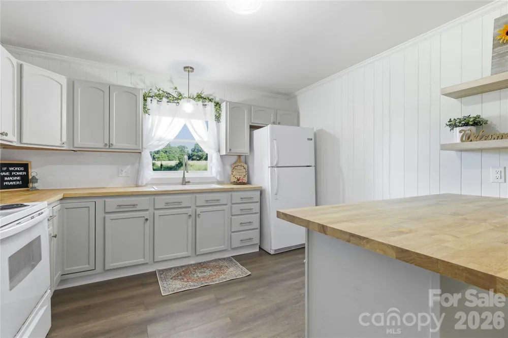 574 Old Mooresboro Road Mooresboro, NC 28114